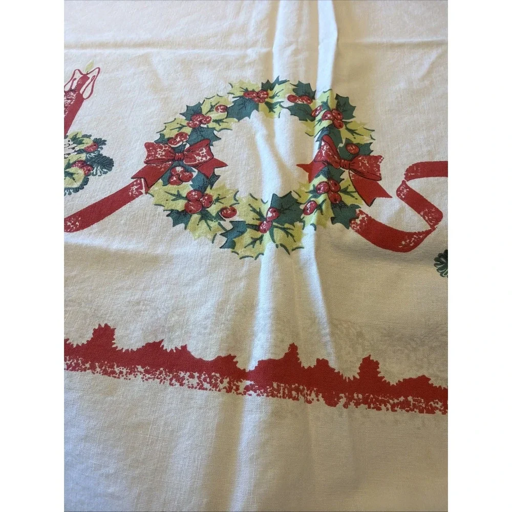 Vtg Mid-Century Modern Christmas Tablecloth Wreath Candles Holly 64